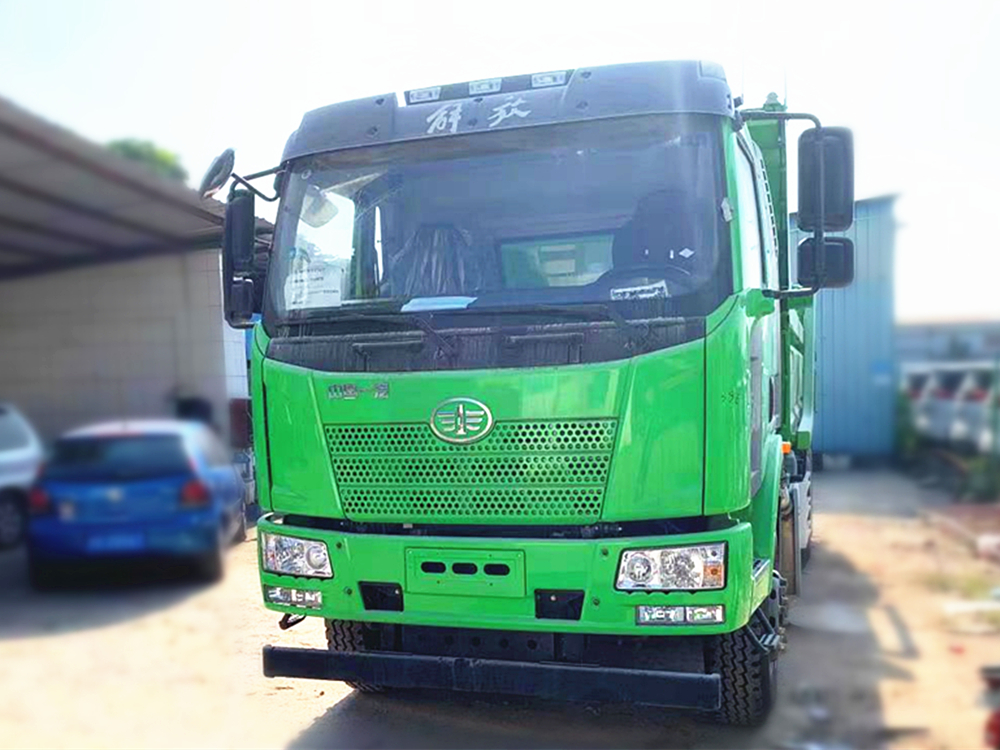 FAW Jiefang Dump Truck2