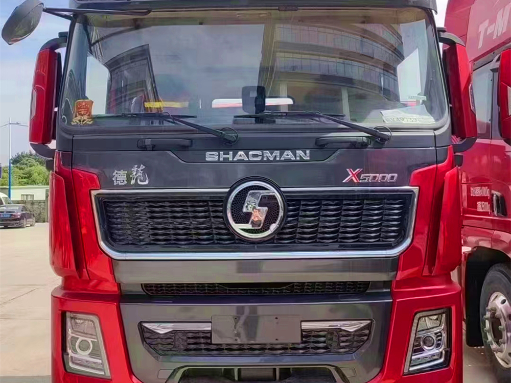 SHACMAN Tractor - X5000